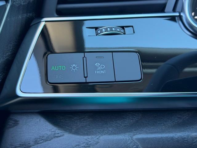 new 2026 Audi Q7 car, priced at $70,755