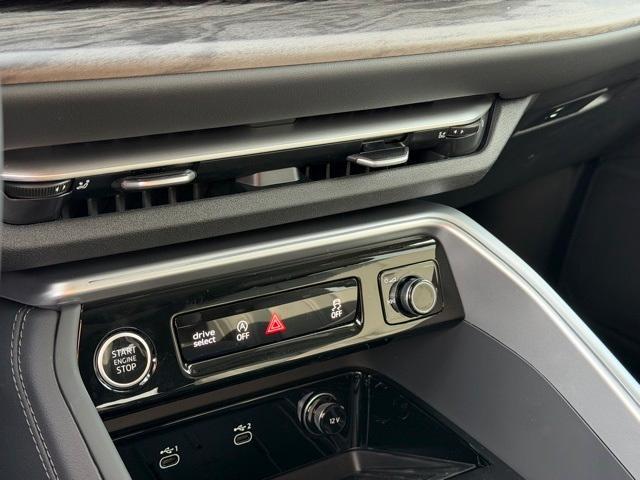 new 2025 Audi Q5 car, priced at $59,030