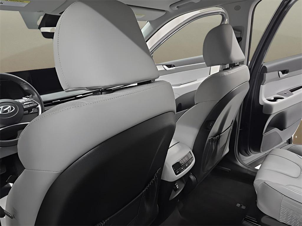 used 2025 Hyundai Palisade car, priced at $34,775
