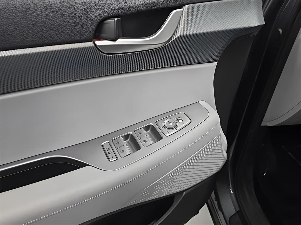 used 2025 Hyundai Palisade car, priced at $34,775