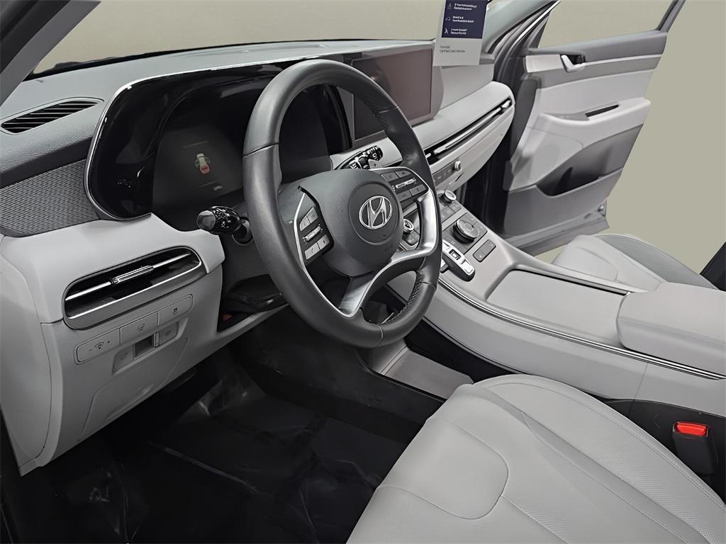 used 2025 Hyundai Palisade car, priced at $34,775