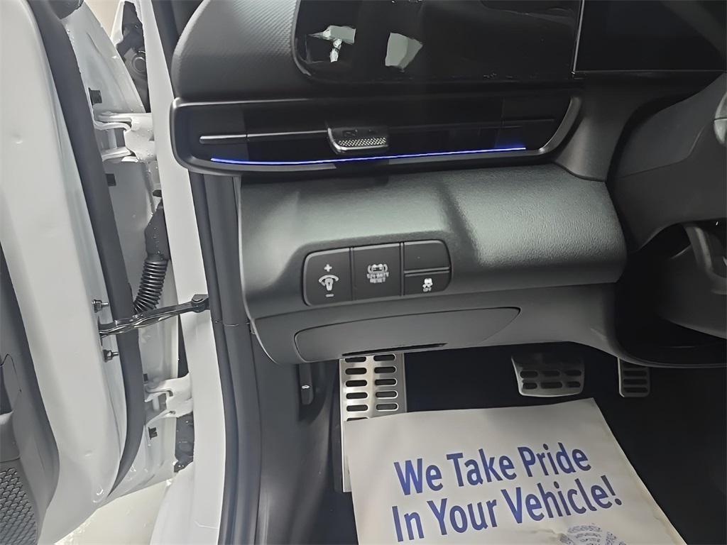 new 2026 Hyundai ELANTRA HEV car, priced at $29,080
