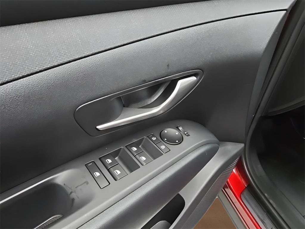 new 2026 Hyundai TUCSON Hybrid car, priced at $35,715