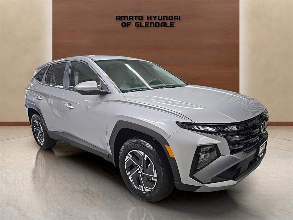 new 2026 Hyundai TUCSON Hybrid car, priced at $31,600