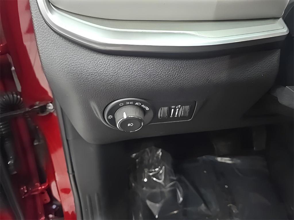 used 2025 Jeep Compass car, priced at $24,994