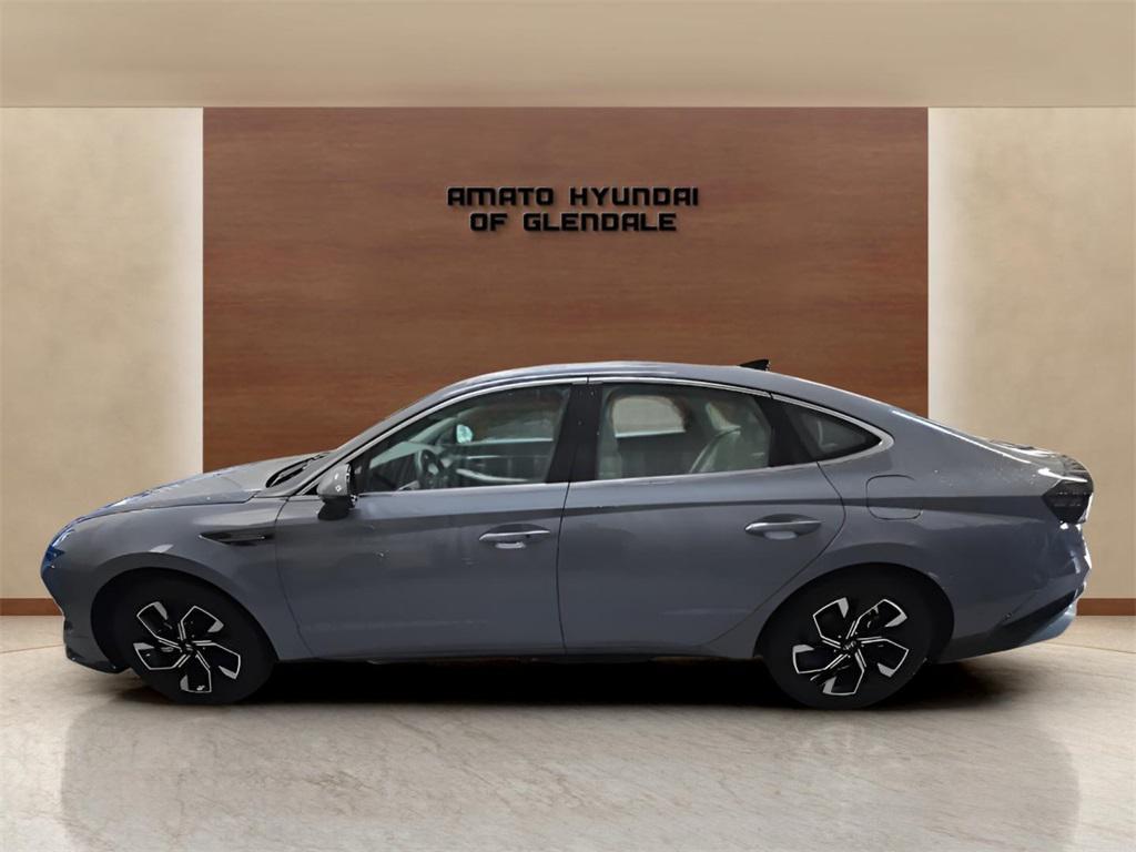 used 2025 Hyundai Sonata car, priced at $21,869