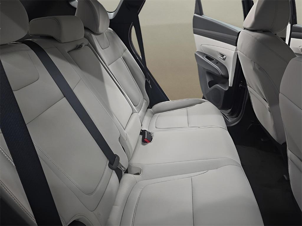 new 2026 Hyundai TUCSON Hybrid car, priced at $31,975