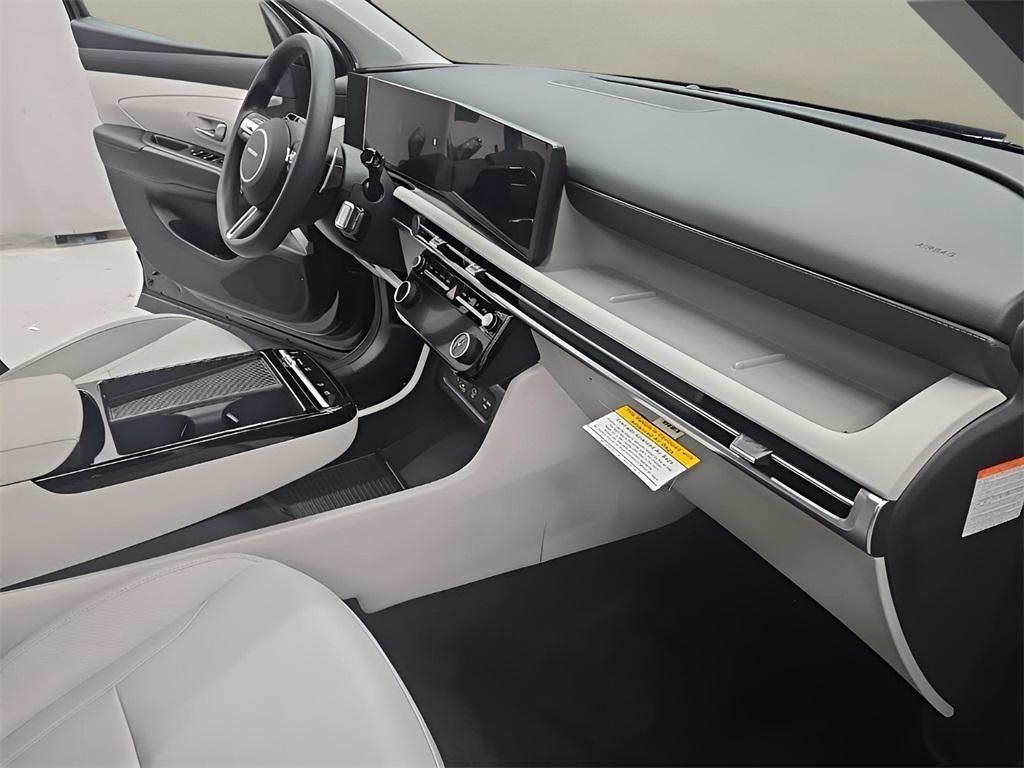 new 2026 Hyundai TUCSON Hybrid car, priced at $31,975