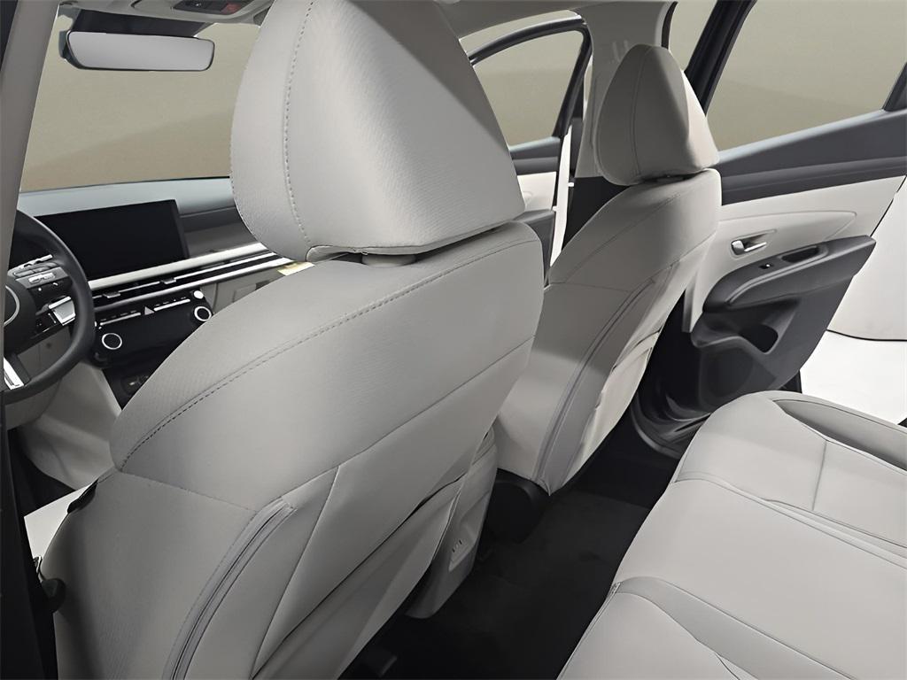 new 2026 Hyundai TUCSON Hybrid car, priced at $31,975