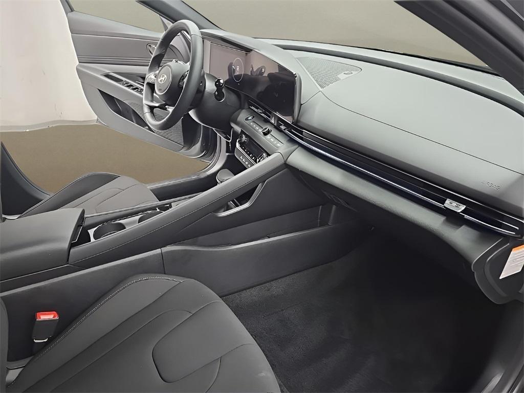 new 2026 Hyundai ELANTRA HEV car, priced at $26,770