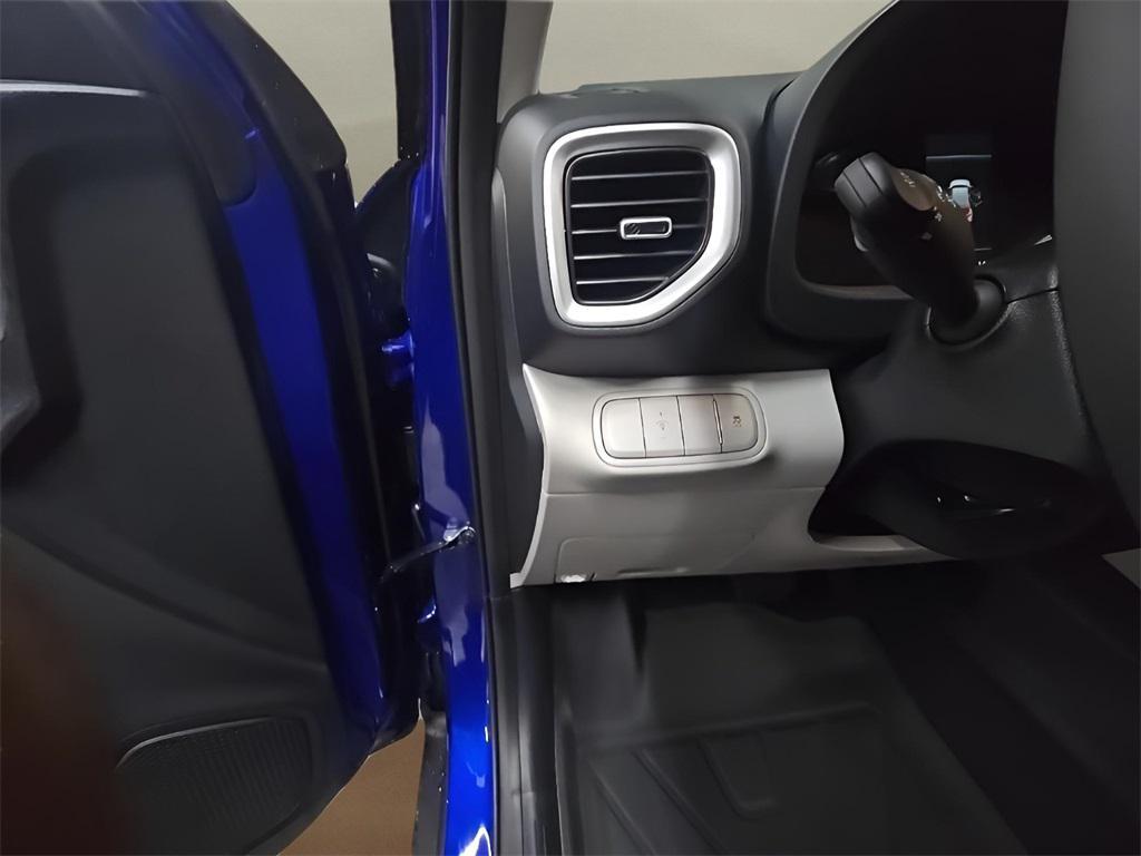 new 2026 Hyundai Venue car, priced at $25,175