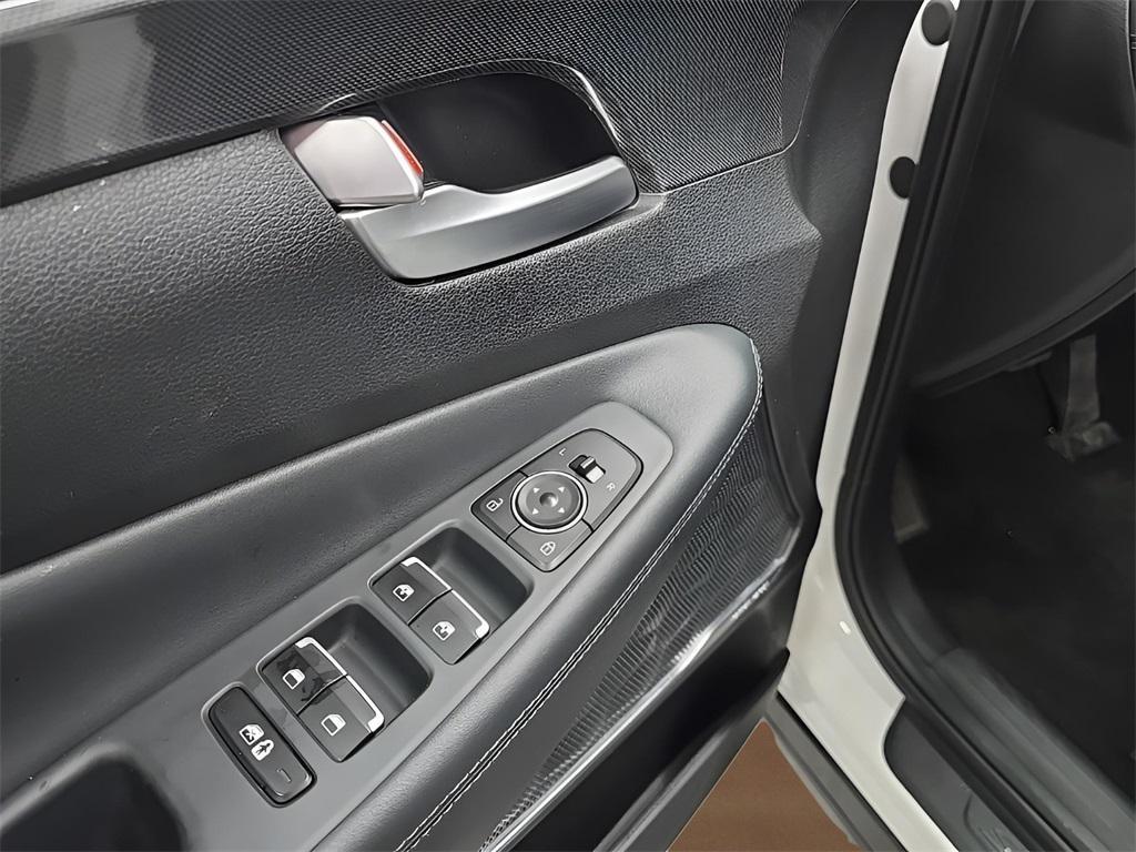 used 2023 Hyundai Santa Fe car, priced at $20,490