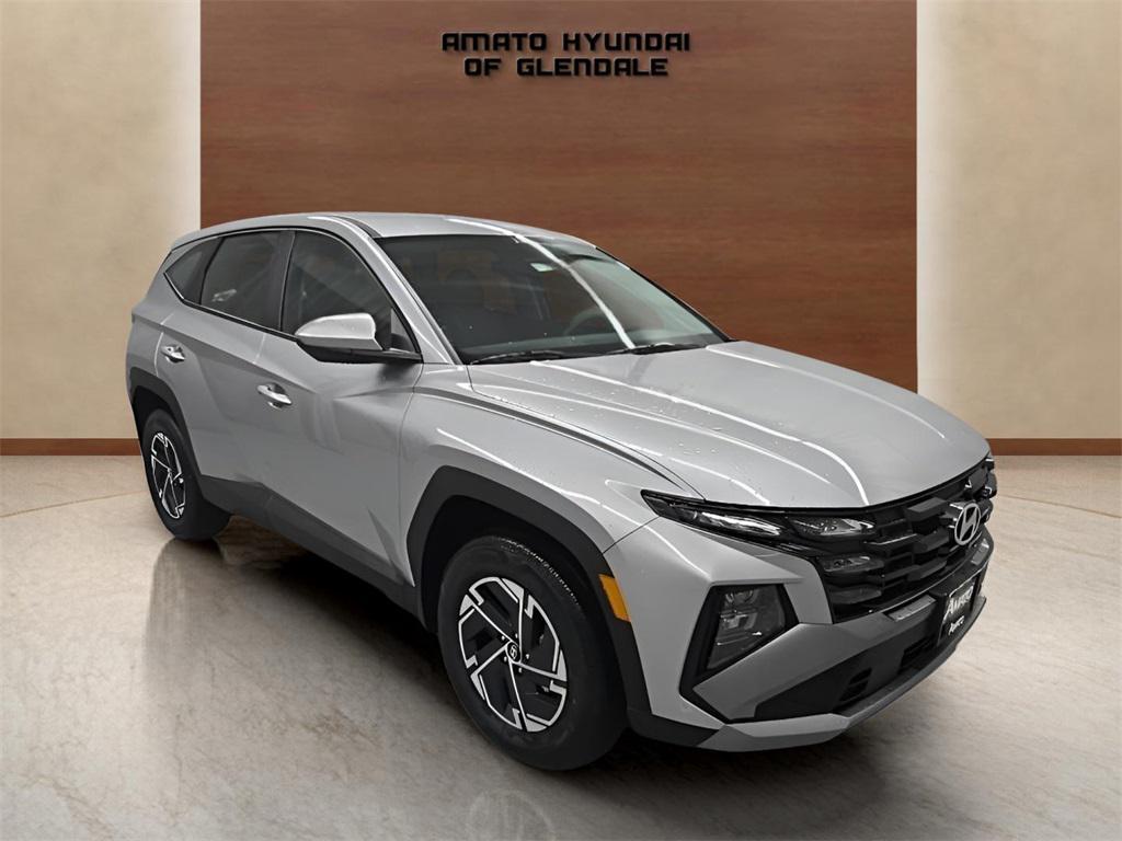 new 2026 Hyundai TUCSON Hybrid car, priced at $31,665