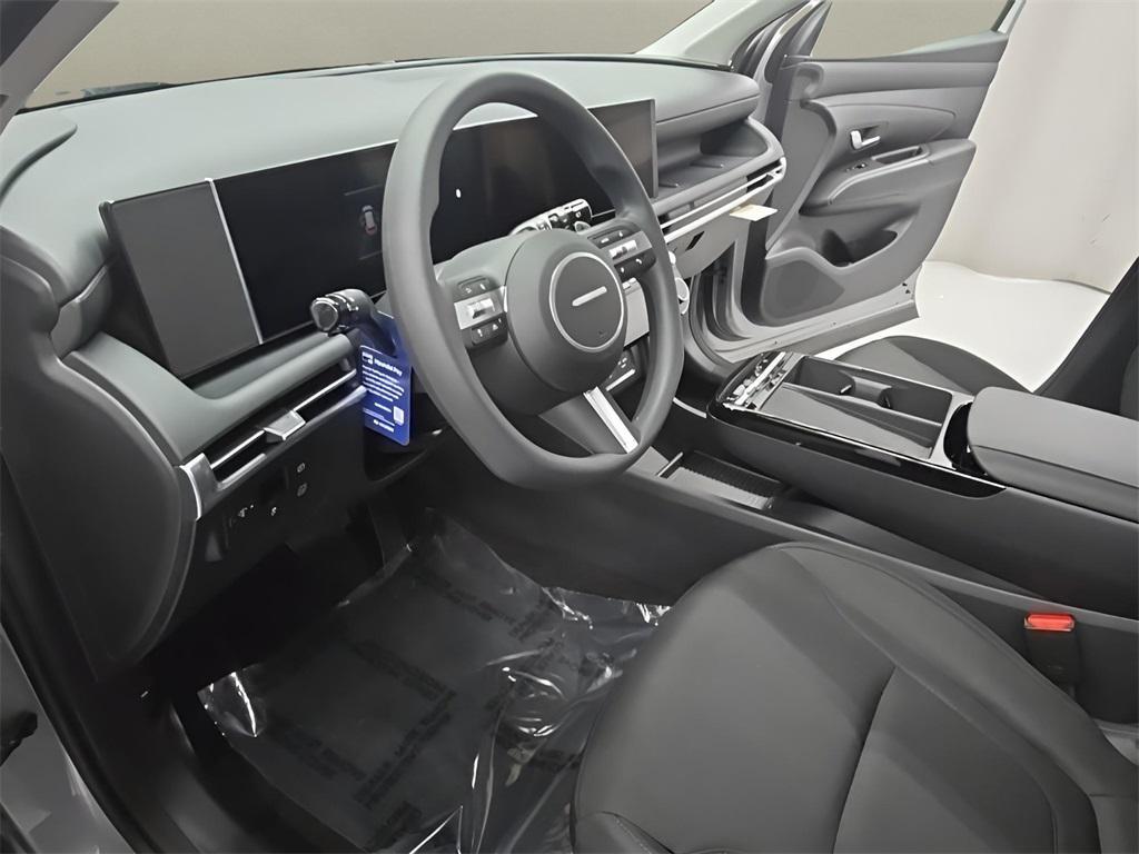 new 2026 Hyundai TUCSON Hybrid car, priced at $31,665