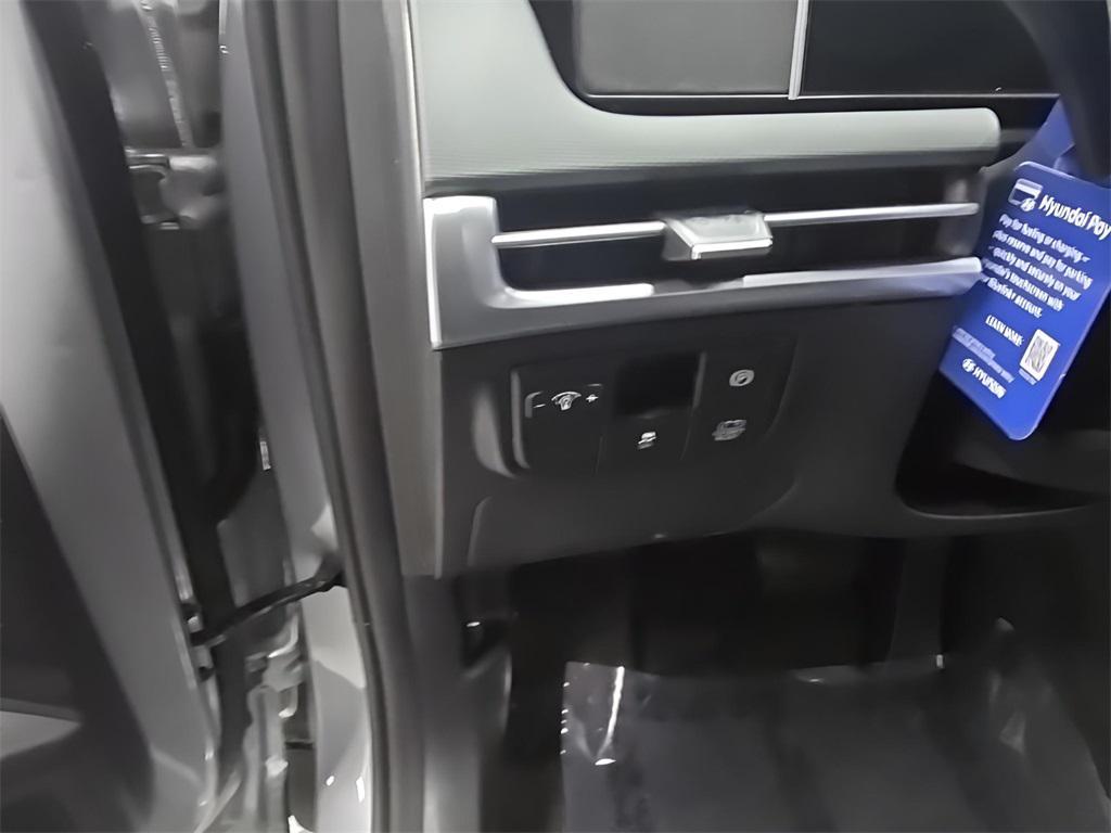 new 2026 Hyundai TUCSON Hybrid car, priced at $31,665