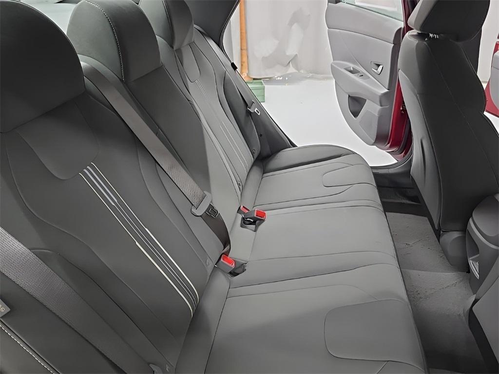 new 2026 Hyundai ELANTRA HEV car, priced at $25,785