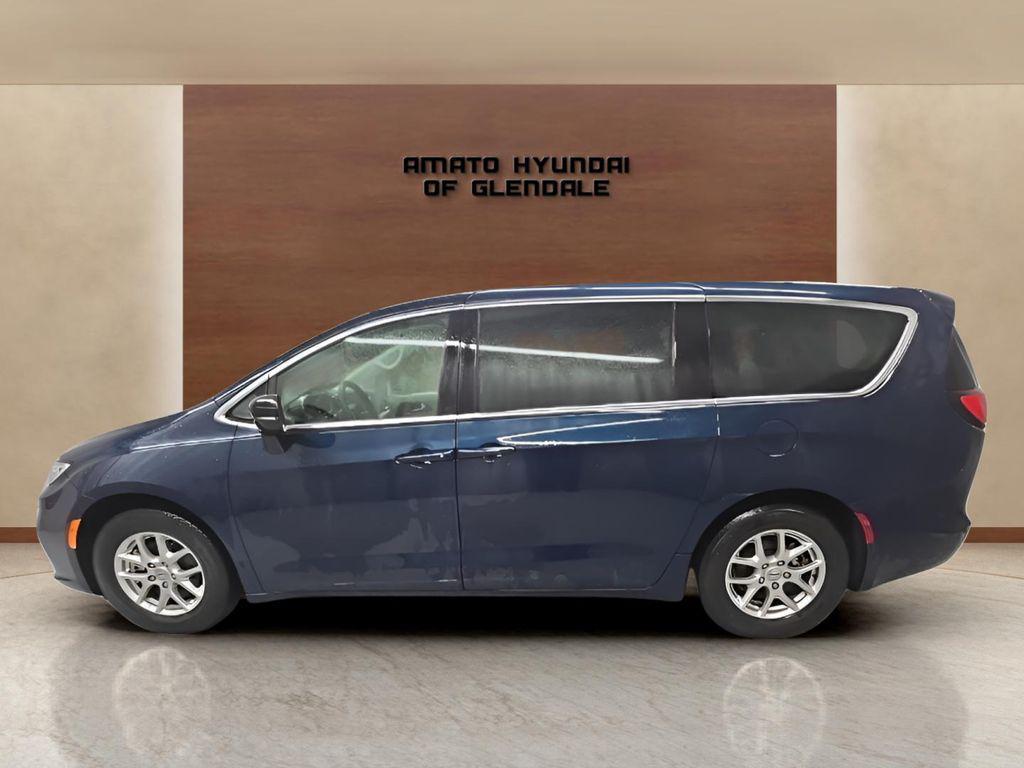 used 2024 Chrysler Pacifica car, priced at $26,375