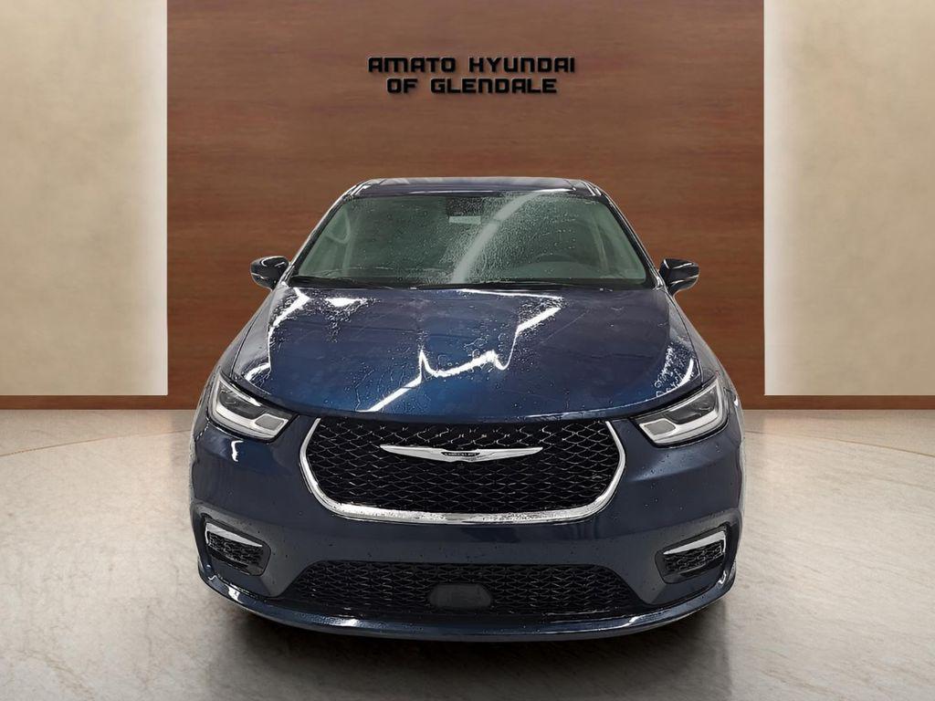 used 2024 Chrysler Pacifica car, priced at $26,375