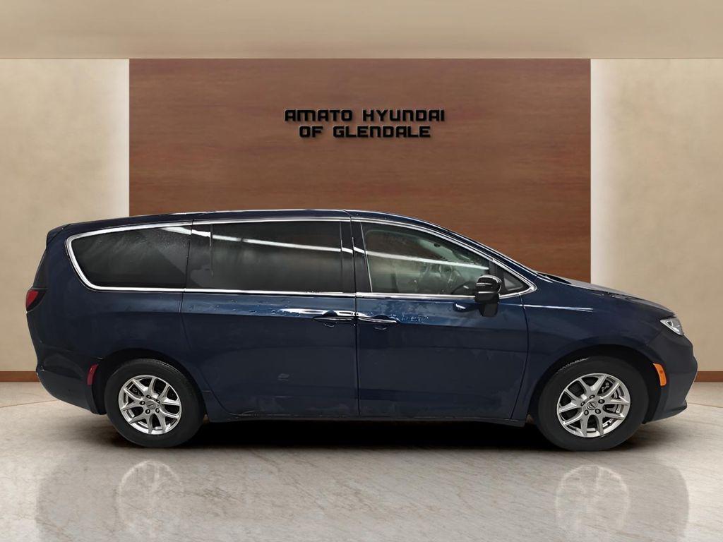 used 2024 Chrysler Pacifica car, priced at $26,375