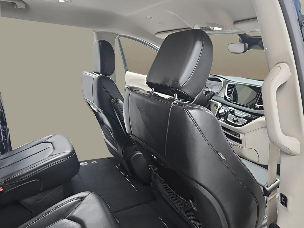 used 2024 Chrysler Pacifica car, priced at $26,375
