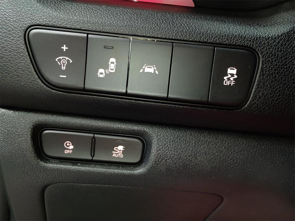 used 2021 Kia Niro EV car, priced at $14,975