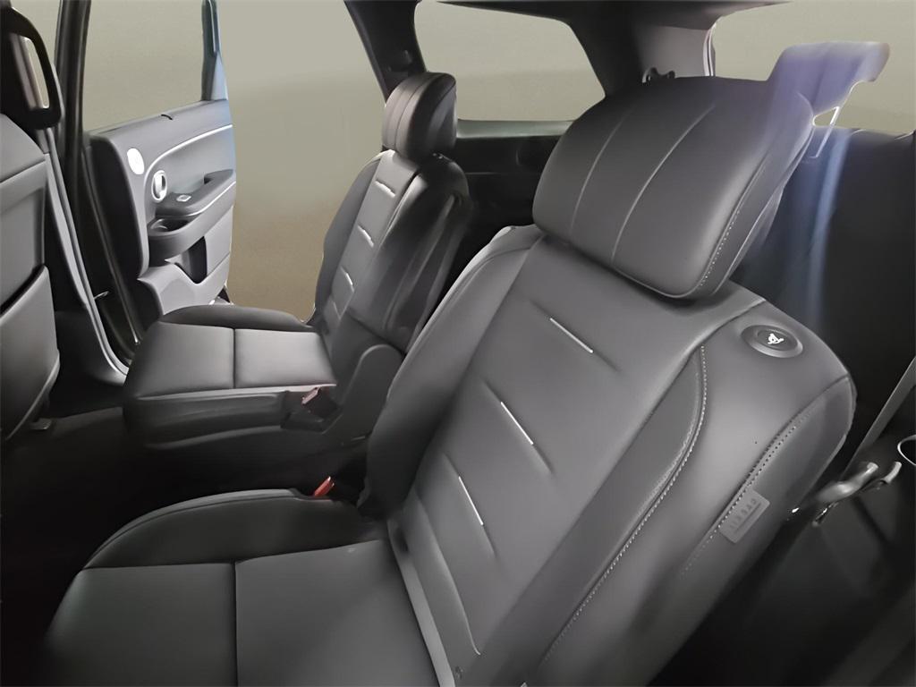 new 2026 Hyundai Palisade Hybrid car, priced at $55,975