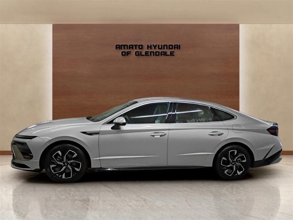 used 2025 Hyundai Sonata car, priced at $21,690