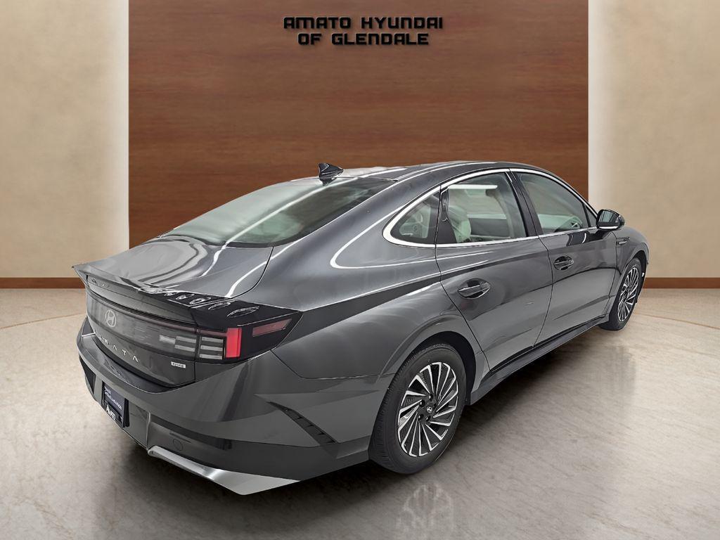 used 2025 Hyundai Sonata Hybrid car, priced at $24,495