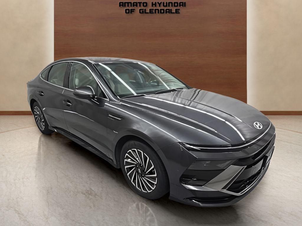 used 2025 Hyundai Sonata Hybrid car, priced at $24,495