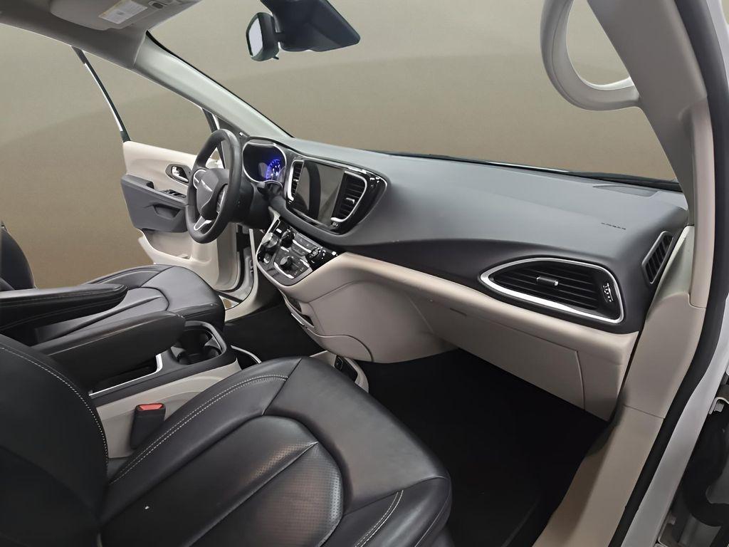 used 2024 Chrysler Pacifica car, priced at $26,675