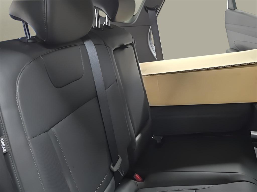 new 2026 Hyundai TUCSON Hybrid car, priced at $34,180