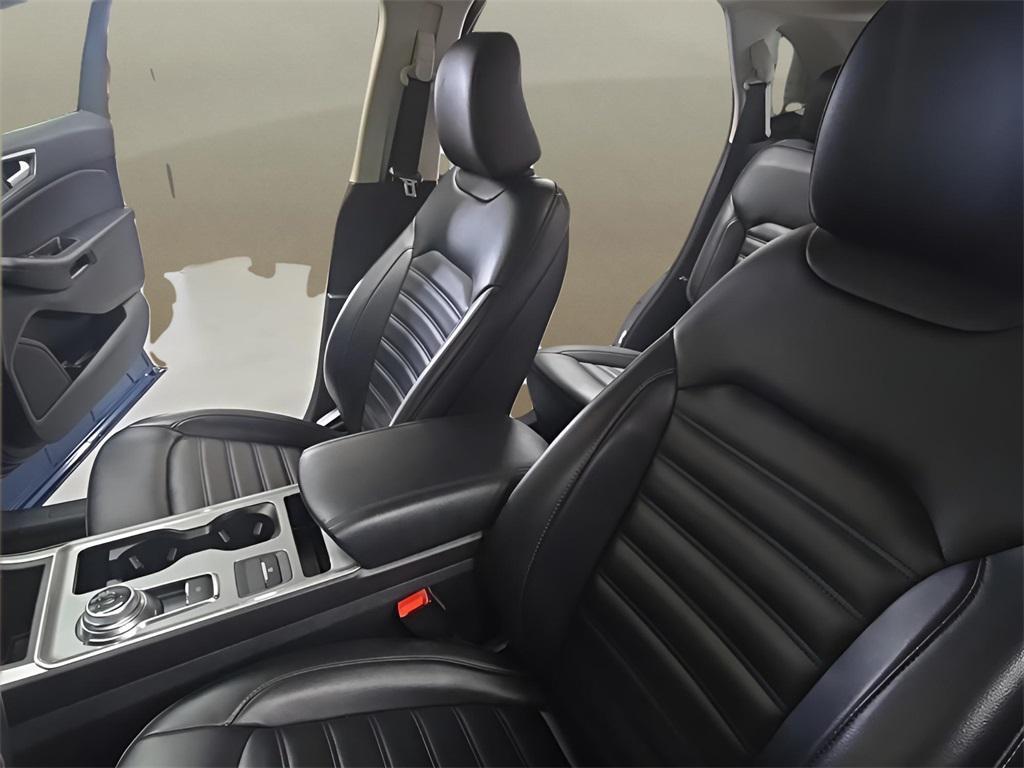 used 2024 Ford Edge car, priced at $23,975