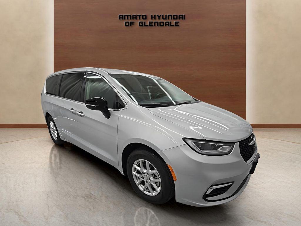 used 2024 Chrysler Pacifica car, priced at $27,495