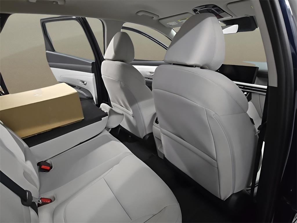 new 2026 Hyundai TUCSON Hybrid car, priced at $32,985