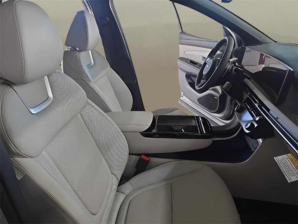 new 2026 Hyundai TUCSON Hybrid car, priced at $39,545
