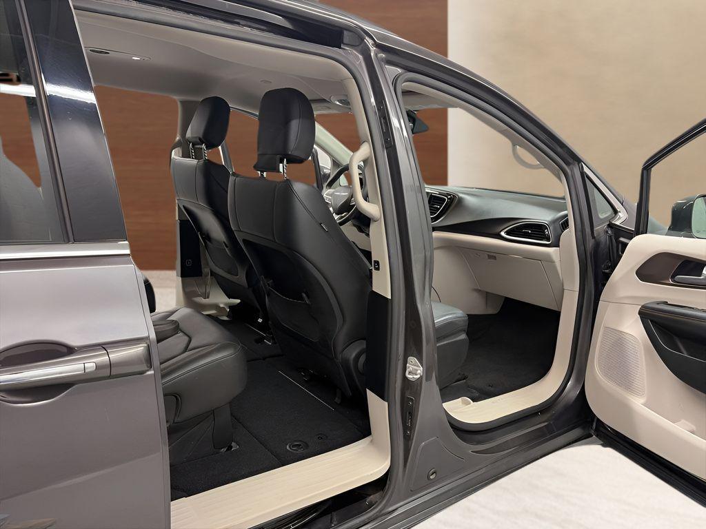 used 2017 Chrysler Pacifica car, priced at $13,795
