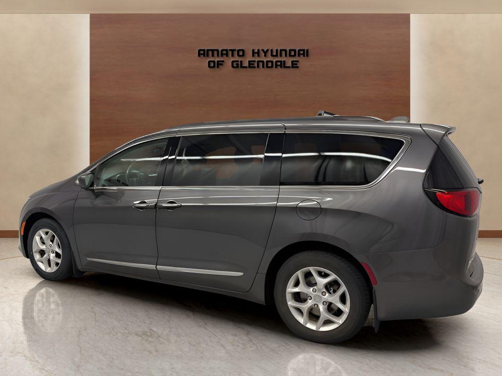 used 2017 Chrysler Pacifica car, priced at $13,795