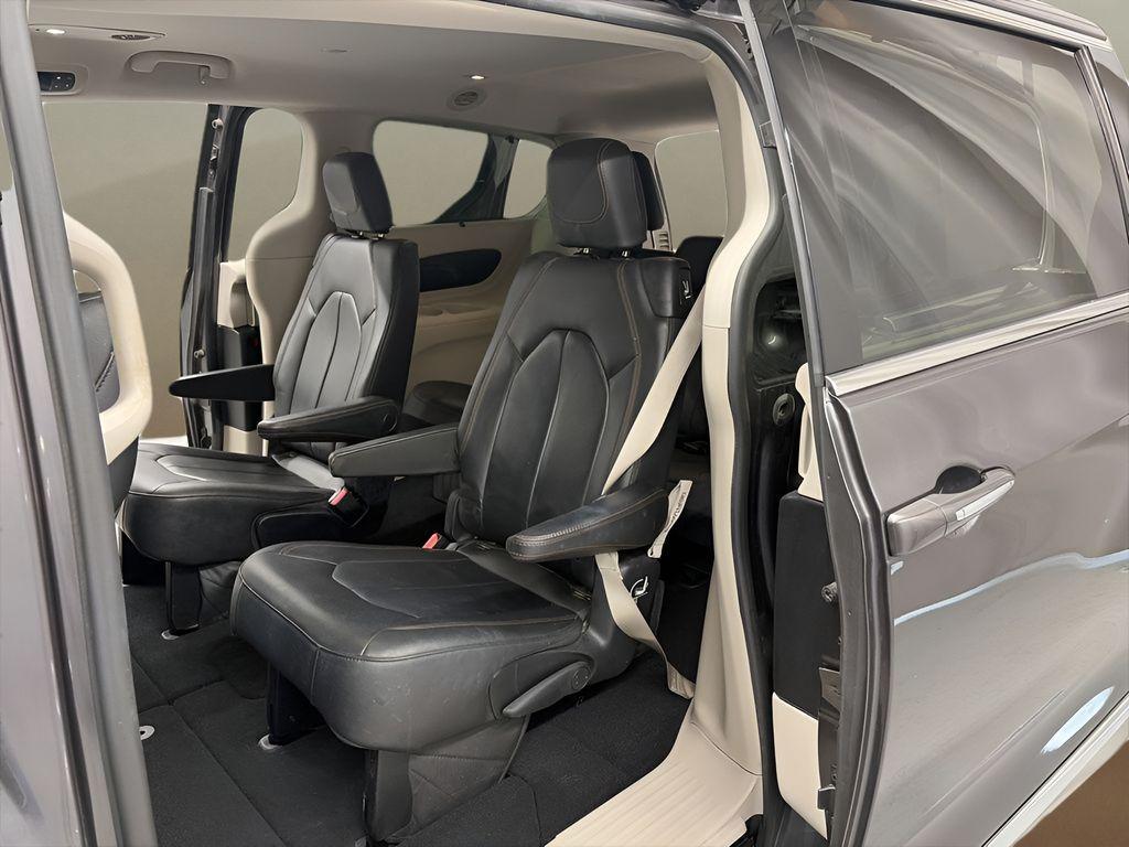 used 2017 Chrysler Pacifica car, priced at $13,795