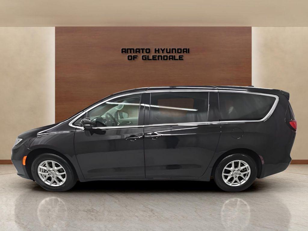 used 2024 Chrysler Pacifica car, priced at $26,350