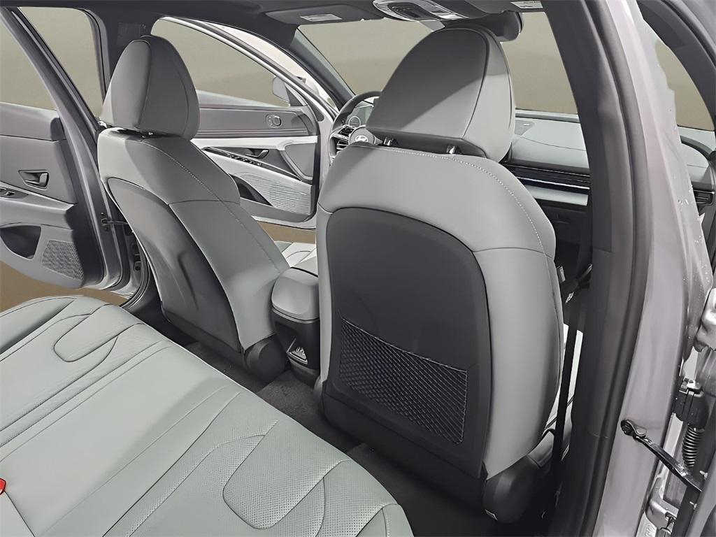 new 2026 Hyundai ELANTRA HEV car, priced at $30,020