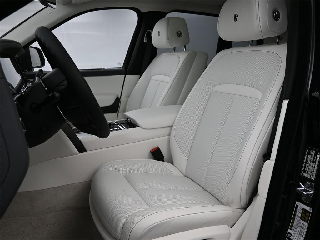 new 2026 Rolls-Royce Cullinan car, priced at $506,350