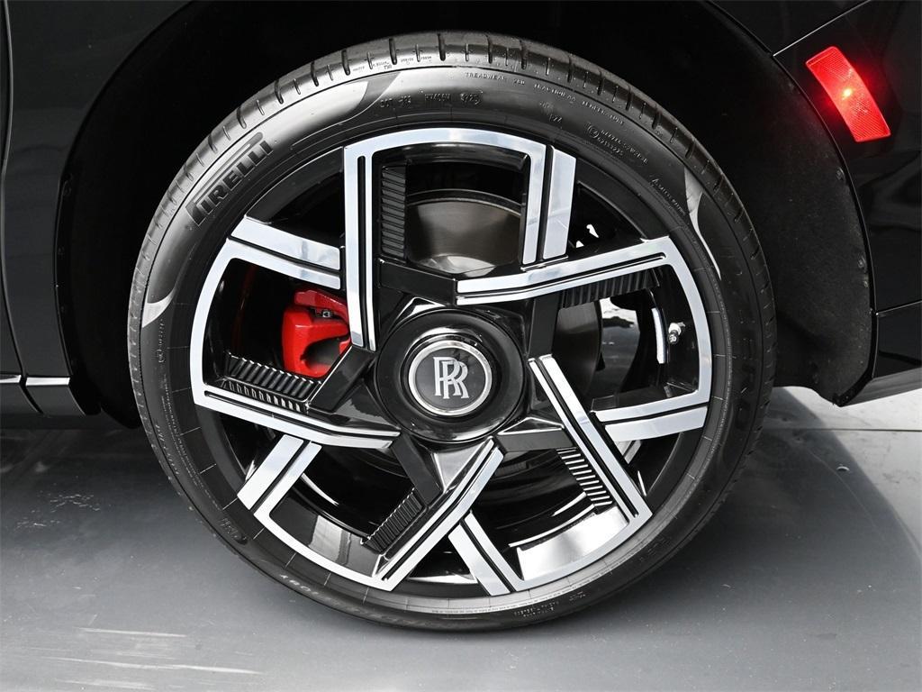 new 2026 Rolls-Royce Cullinan car, priced at $506,350