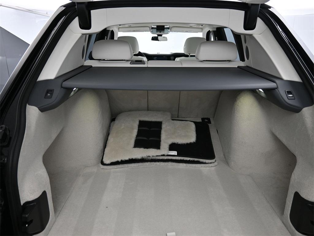 new 2026 Rolls-Royce Cullinan car, priced at $506,350