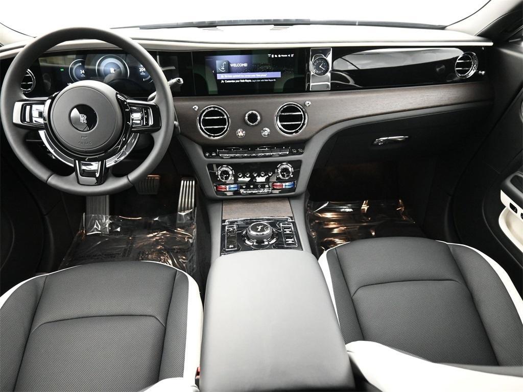 new 2026 Rolls-Royce Spectre car, priced at $449,550