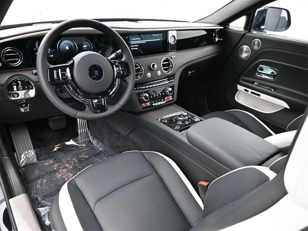 new 2026 Rolls-Royce Spectre car, priced at $449,550