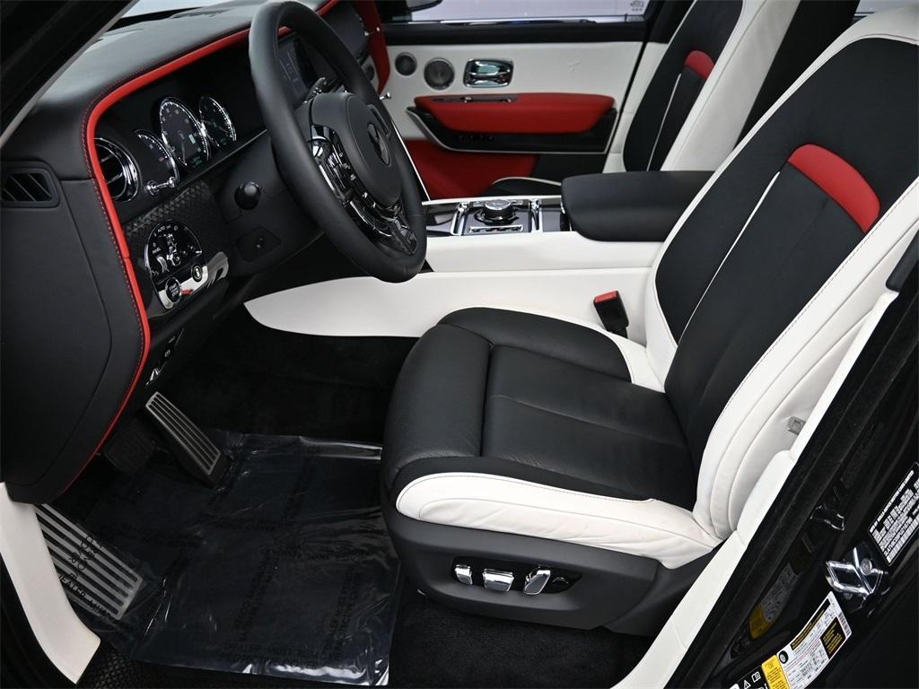 used 2023 Rolls-Royce Cullinan car, priced at $369,900