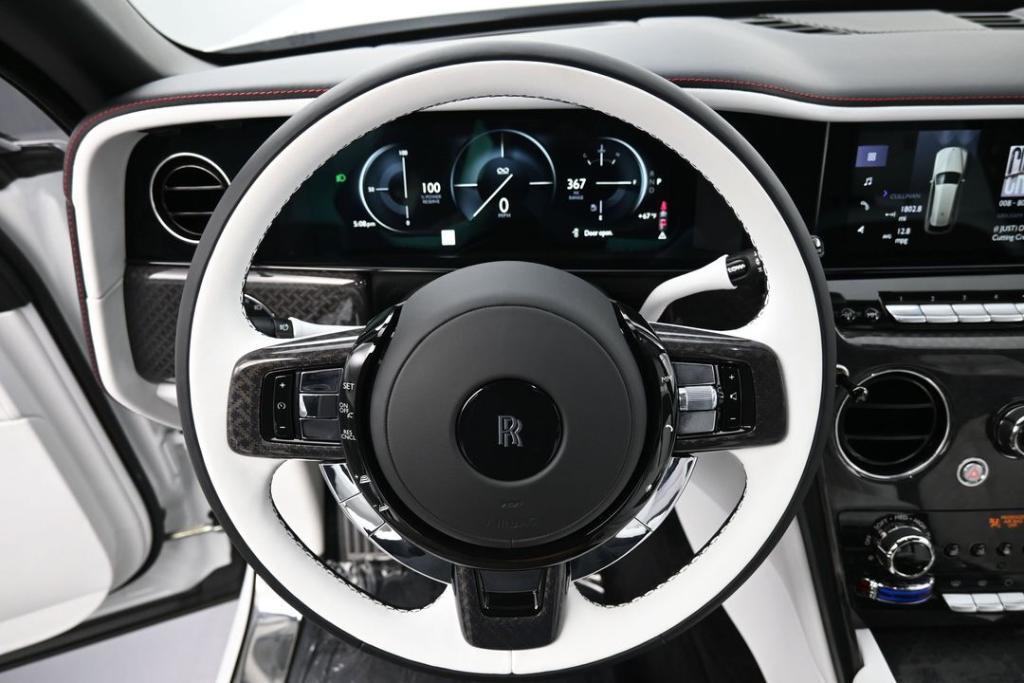 used 2025 Rolls-Royce Cullinan car, priced at $521,603