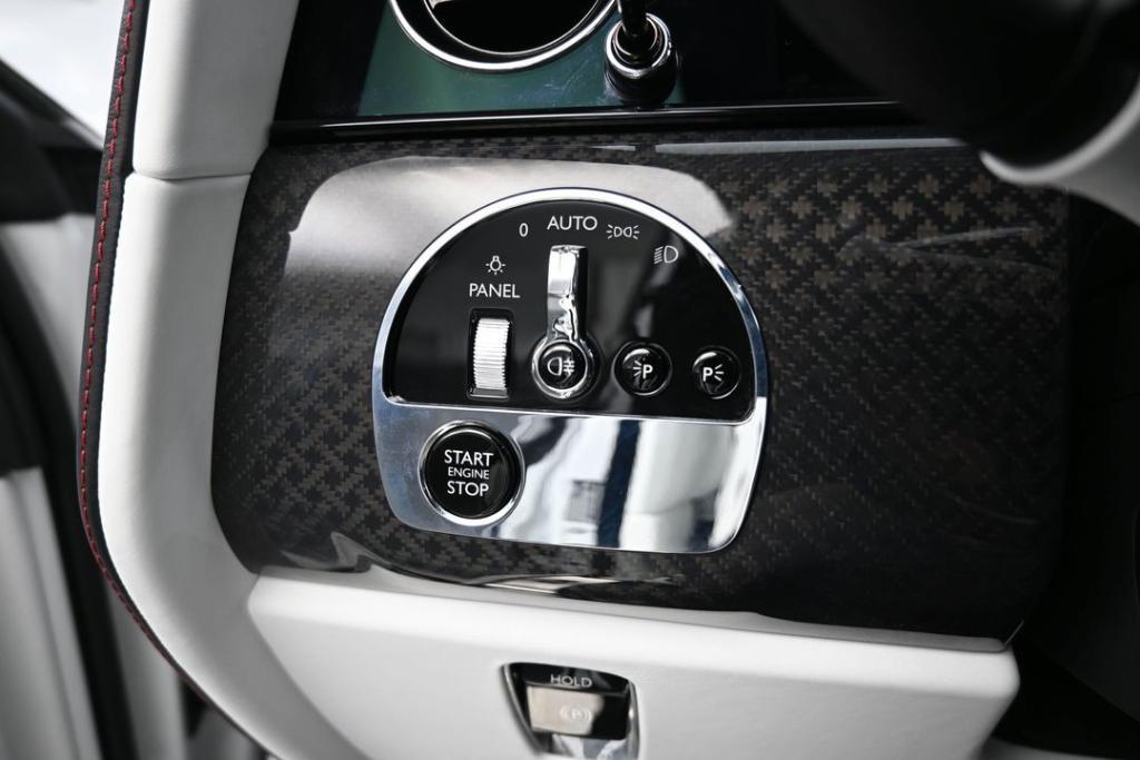 used 2025 Rolls-Royce Cullinan car, priced at $521,603