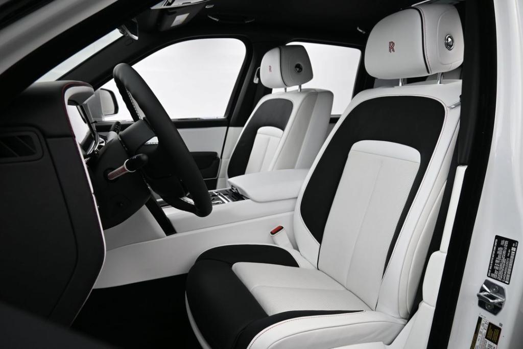 used 2025 Rolls-Royce Cullinan car, priced at $521,603