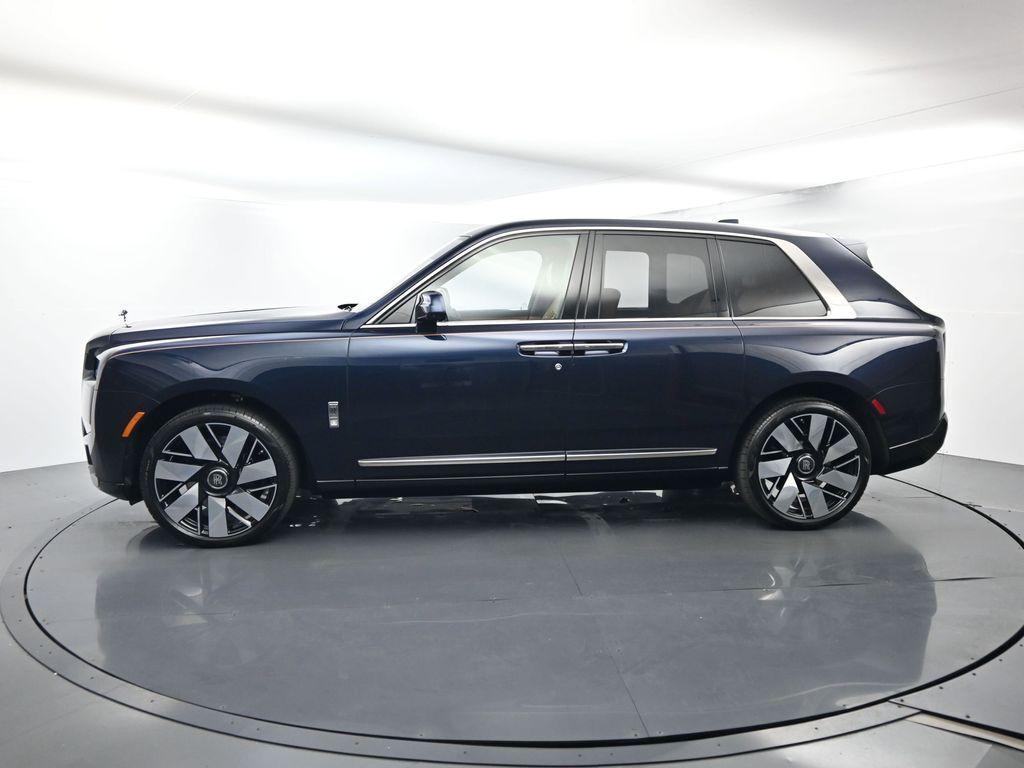 new 2026 Rolls-Royce Cullinan car, priced at $494,950